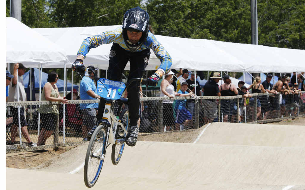 Dion Bromley represented Moranbah at the Queensland BMX State Championships, finishing third in the 13 girls and in the 13–14 girls cruiser. Dion Bromley represented Moranbah at the Queensland BMX State Championships, finishing third in the 13 girls and in the 13–14 girls cruiser.